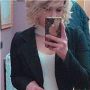 Neodiplomata in turismo, conoscenza delle lingue straniere quali:inglese,francese e spagnolo. Studio delle materie generali e diritto.
Esperienza come indignante delle scuole elementari per l'introduzione della lingua francese